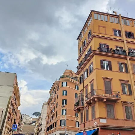 6 People At Vatican * ローマ