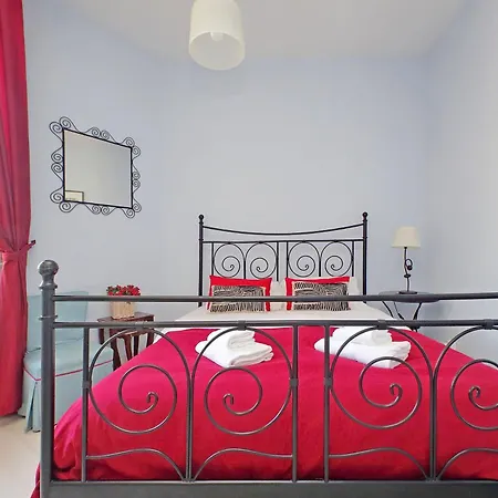 6 People At Vatican アパート ローマ