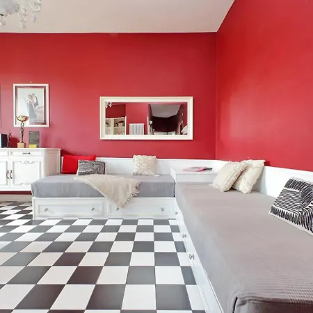 6 People At Vatican ローマ